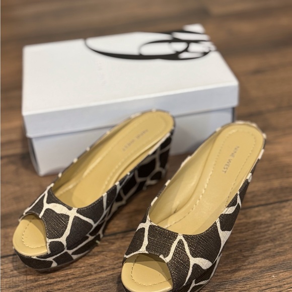 Nine West Black and Cream Patterned Wedge Sandals - Picture 7 of 8